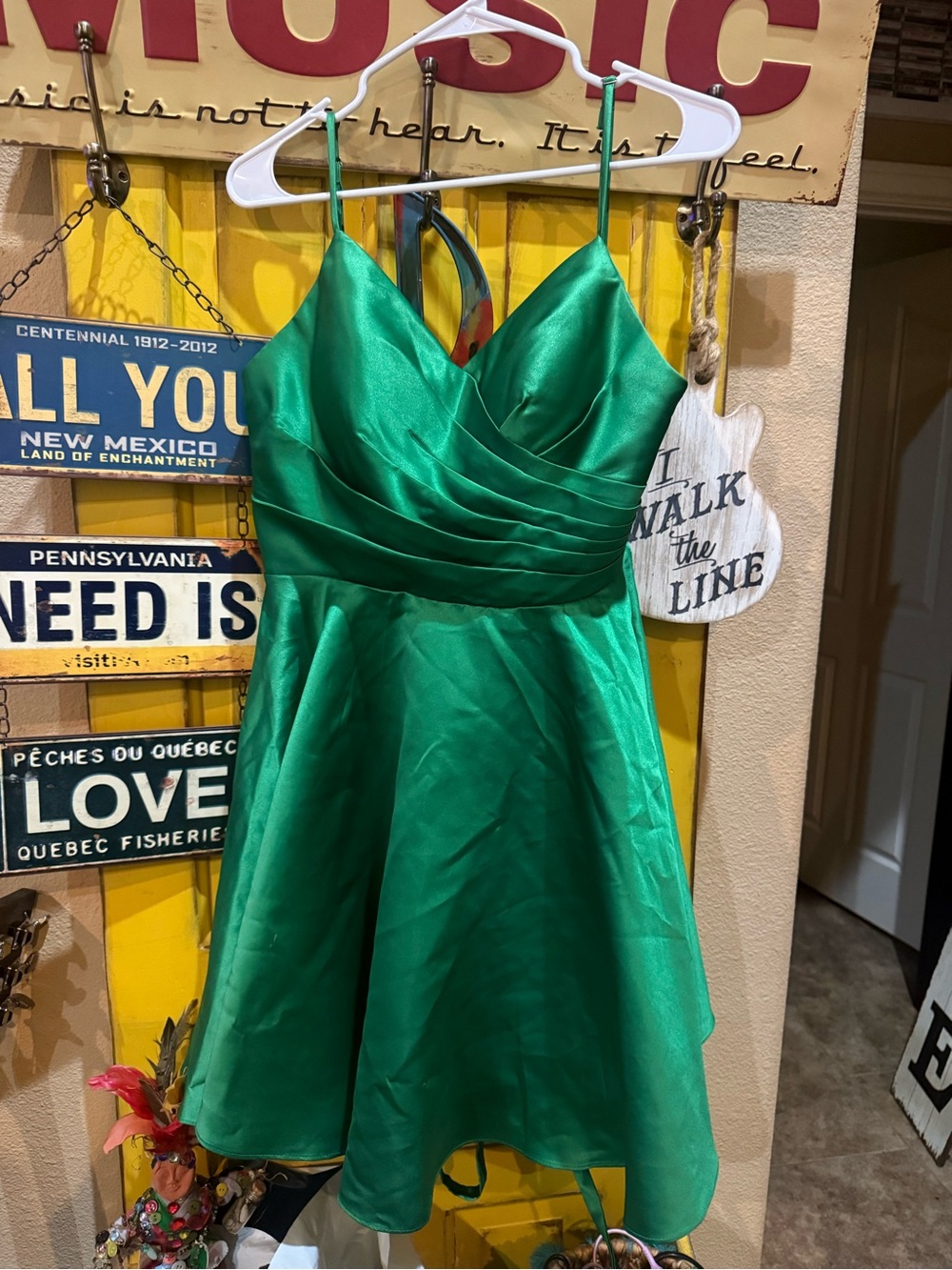 Emerald Green Satin Spaghetti Strap Party Dress